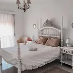 Casa Do Gato Branco * 푸라도우로