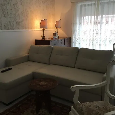 Casa Do Gato Branco بيت للعطل *