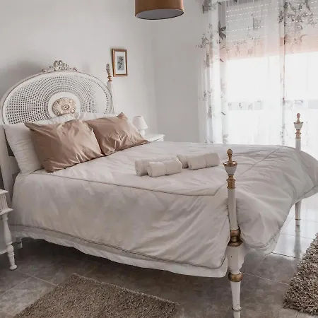 Casa Do Gato Branco * فورادورو